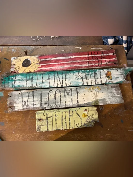 Rustic Welcome Wall Sign Set (pallet wood