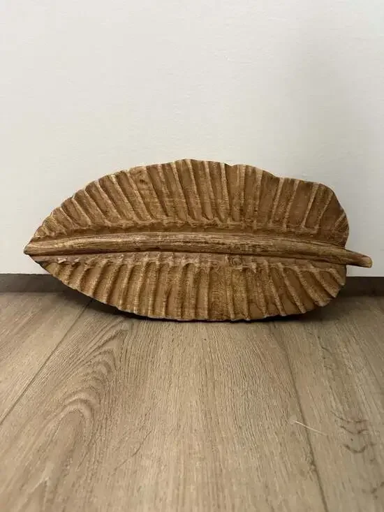 Leaf Wooden Wall Art - Brown
