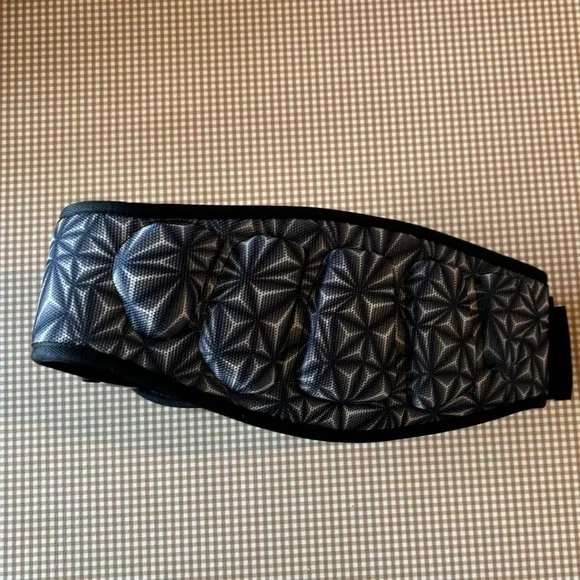 SERICHAMK weightlifting belt. Men’s‎ size XL