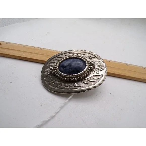 VTG Ladies Western Silver Tone Oval Belt Buckle Blue Stone Floral Scroll Design
