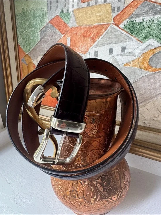 Trafalgar Dark Brown Croc-Embossed Belt with Polished Silver Buckle