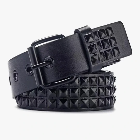 Black Studded Leather Belt Y2K‎ 2000s Trending Grunge Vintage Goth Style