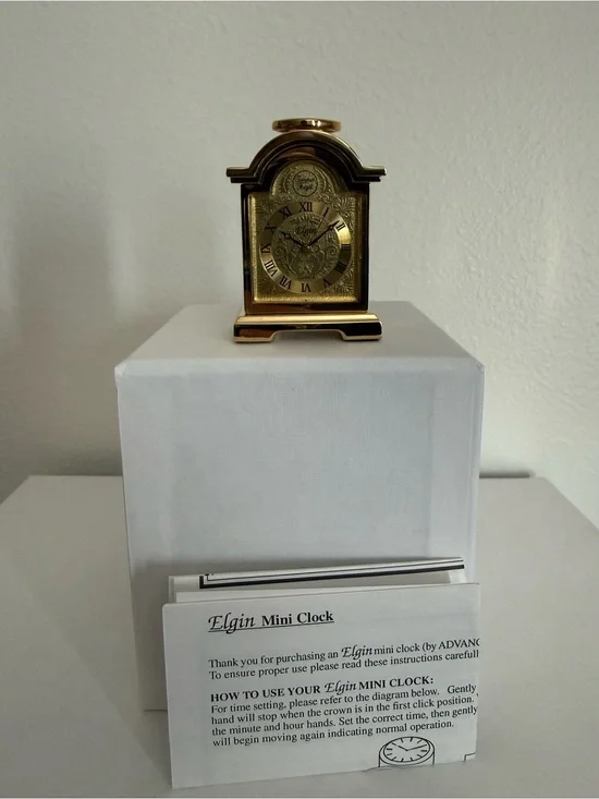 Vintage Elgin Mini Mantel Clock Gold Tone Tempus Fugit Quartz w/ Instructions