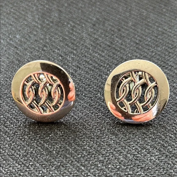 Vintage Swank silvertone cufflinks.