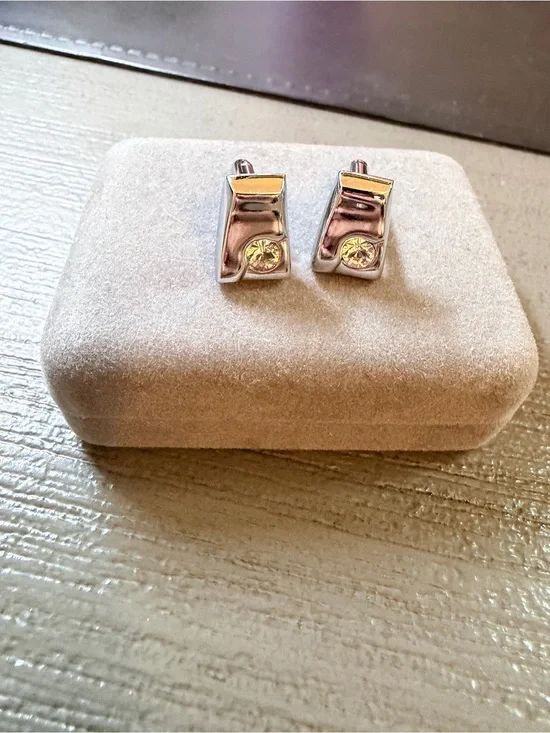 Vintage Silver-Tone Accent Cuff Links