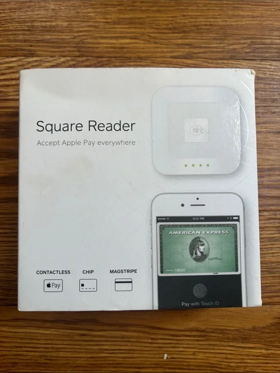 Apple Square Apple Reader anywhere  Contactless + Chip Card Reader - White NIB