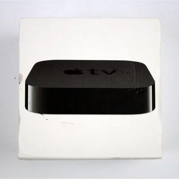 Apple TV (3rd Generation) 8GB Digital‎ HD Media Streamer - Black Model A1469