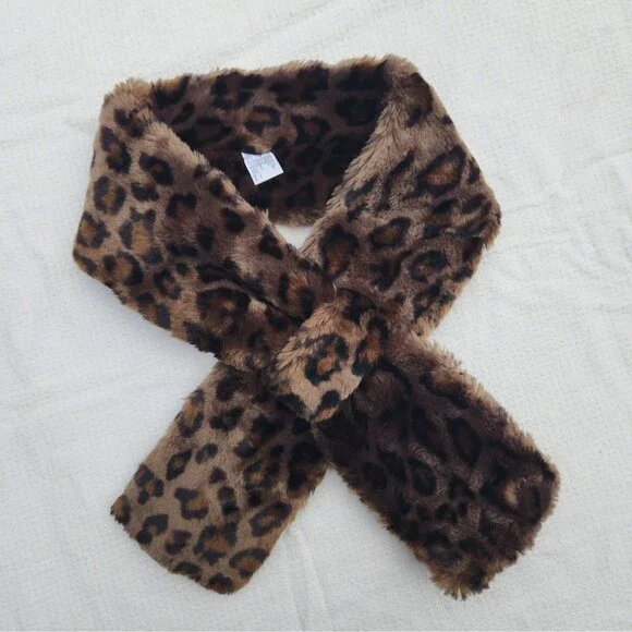 Vtg Luxury Leopard Faux Fur Scarf Pull Through Keyhole Stole Made in Belgium