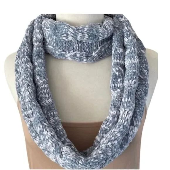 NEW Sonoma Supercozy Infinity Scarf