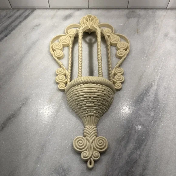 Vintage Burwood Products Cream Faux‎ Rattan Wall Pocket Planter Plaque Decor MCM