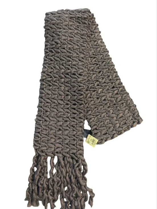 NOBIS Wool Blend Chunky Loose Knit Fringe Scarf in Soft Brown
