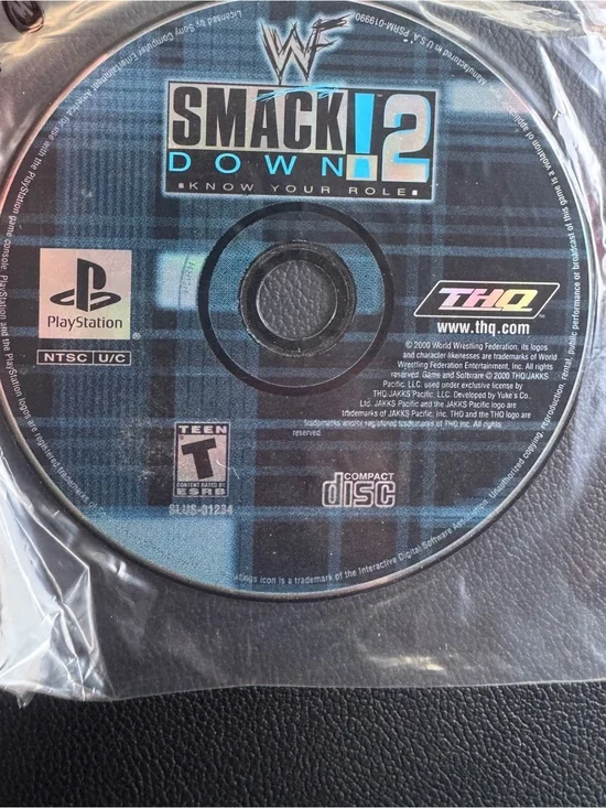 PlayStation 1 video game 'WWF SmackDown! 2: Know Your Role' published by THQ
