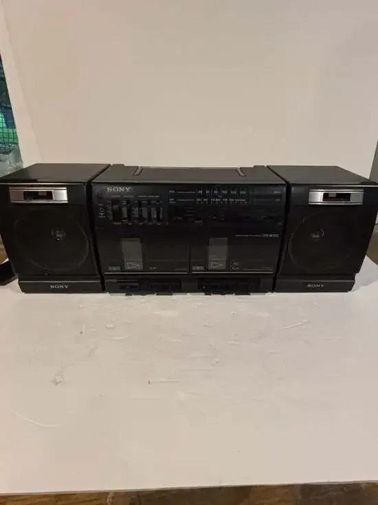 Sony Radio Cassette Player Boombox CFS-W350