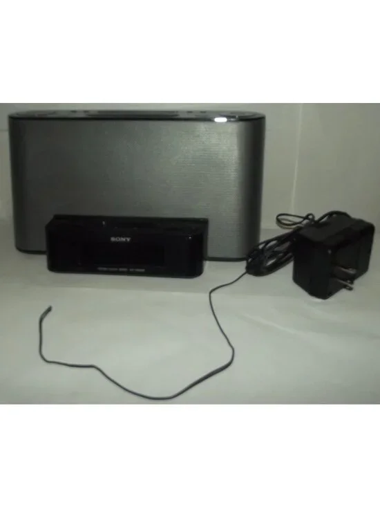 Sony Dream Machine FM/AM Clock Radio ICF-CS10iP Speaker Dock