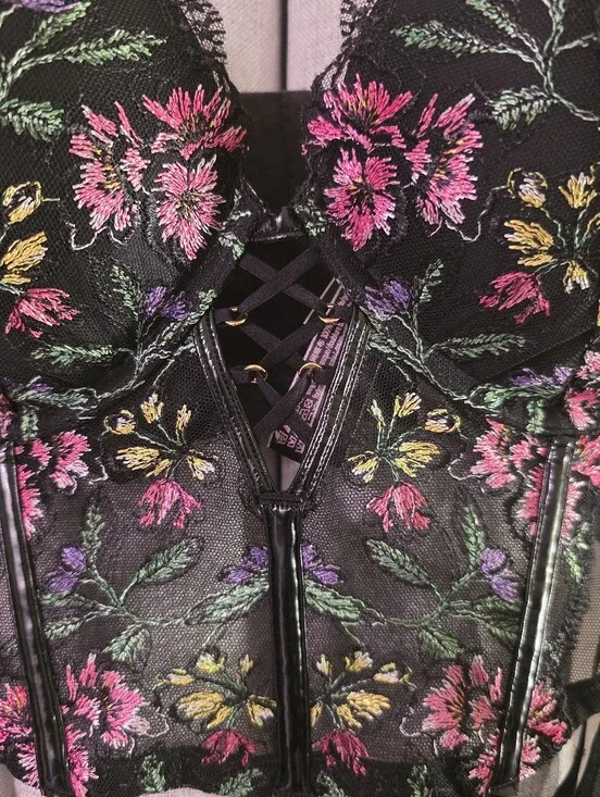 Victoria's Secret Floral Embroidered Black Lace Bustier Set