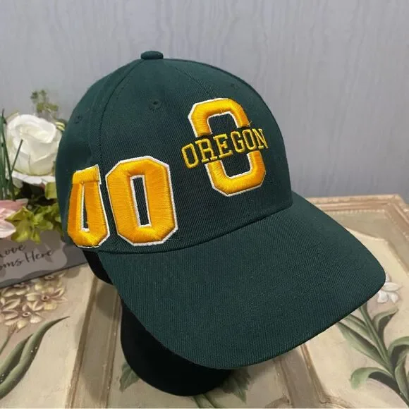 Top of the World UO Cap University of Oregon Strap Back Cap Wool Blend One Size