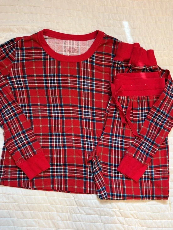 Wondershop Targe Red Holiday Plaid Matching Pajama Set=Top & Bottom Women's XS