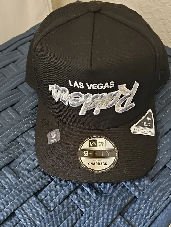 New Era Las Vegas Raiders Black and White 9FIFTY Snapback