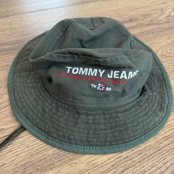 Tommy Hilfiger Embroidered Bucket Hat Vintage Y2K Logo Hip Hop Cotton