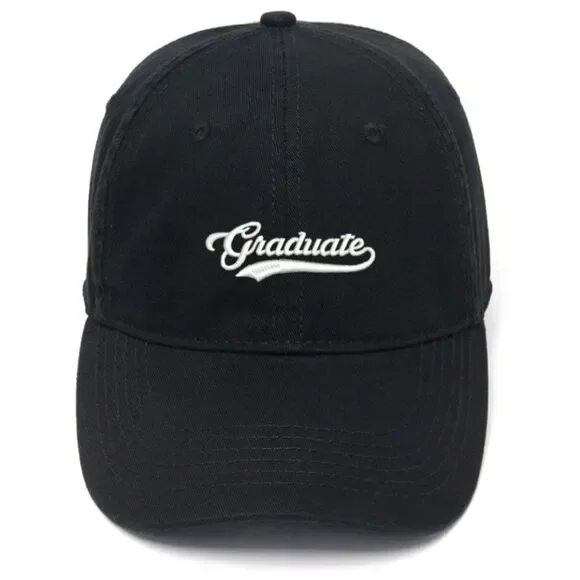 Smart Cap: Stylish Hat with 'Graduate' Embroidered on the Front