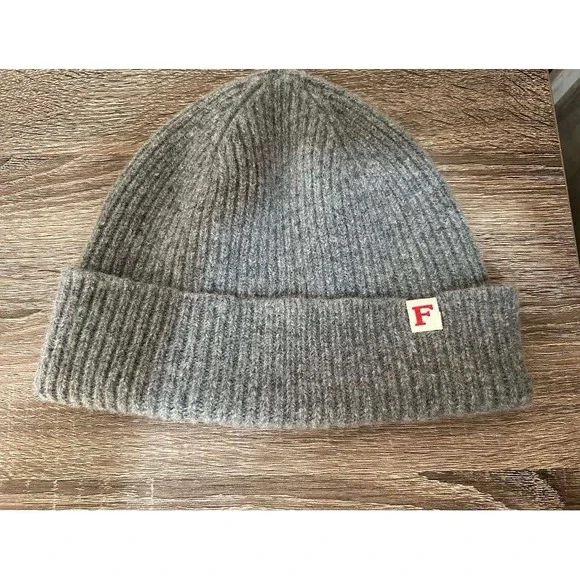 Fiorucci Grey 100% Wool Ribbed Knit Beanie Hat Made in Scotland Red F Logo