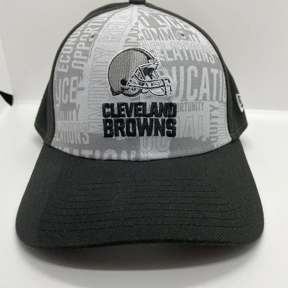 NFL Cleveland Browns Logo Football Cap Black Men's Size‎ S/M Trucker Hat