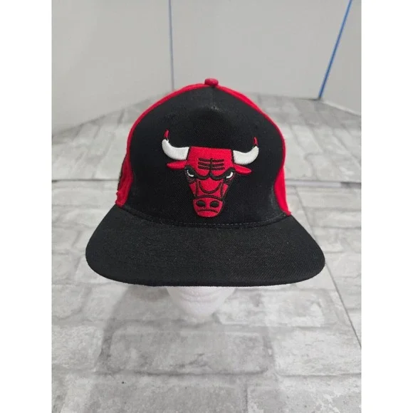 Chicago Bulls Mesh Pro Standard‎ Snapback Hat 6 time NBA Finals Champions