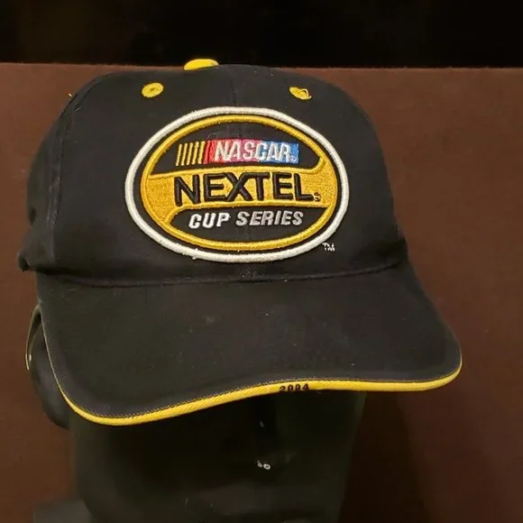 Nascar Nextel Cup Series 2004 Checkered Flag Hat Cap Adjustable One‎ Size Black
