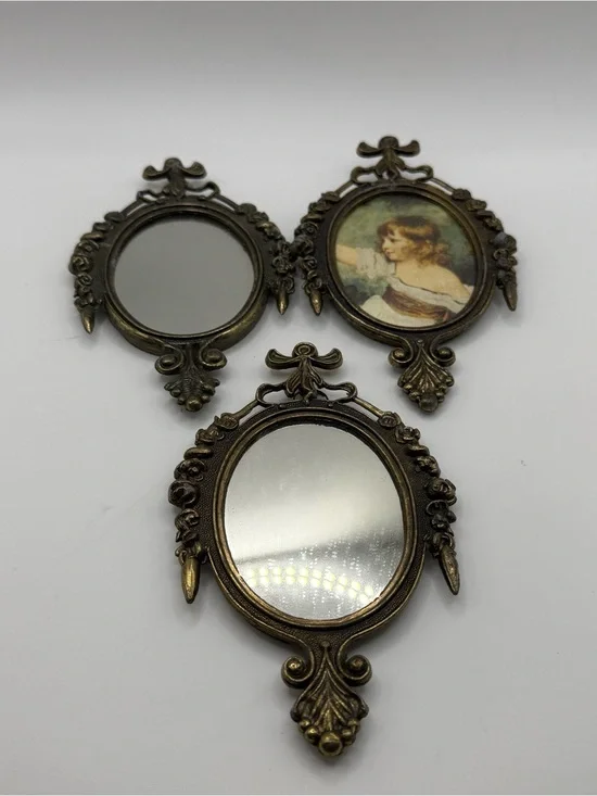 Made in Italy Antique-Style Bronze Oval Wall Mirror