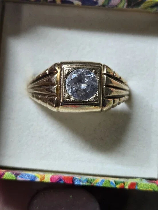 Vintage Gold Men's Ring with Clear Center Stone