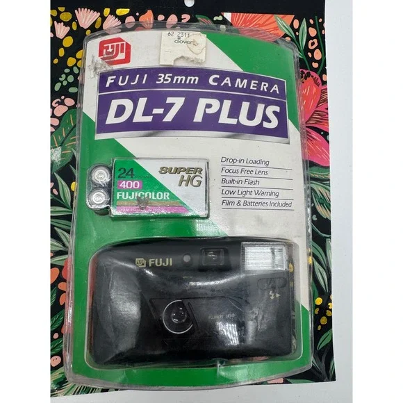 Fujifilm‎ DL-7 Plus 35mm Film Camera New in Packaging Focus Free Flash Vintage