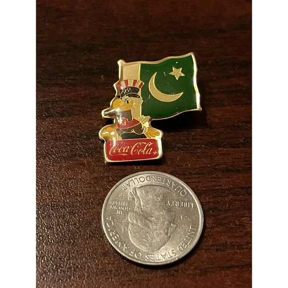 Vintage 1984 Los Angeles Olympics Coca Cola Sam Eagle Pakistan Flag‎ Lapel Pin