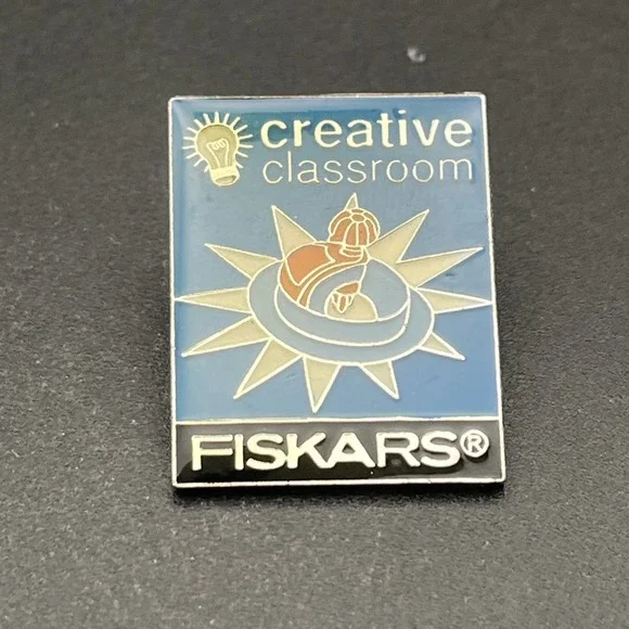 Fiskars Creative Classroom‎ Lapel Hat Pin