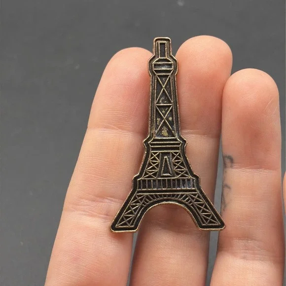 Vintage Paris France Eiffel Tower Lapel‎ Hat Pin