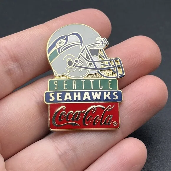 Coca-Cola Coke Seattle Seahawks Helmet NFL‎ Football Super Bowl XXVIII Hat Pin
