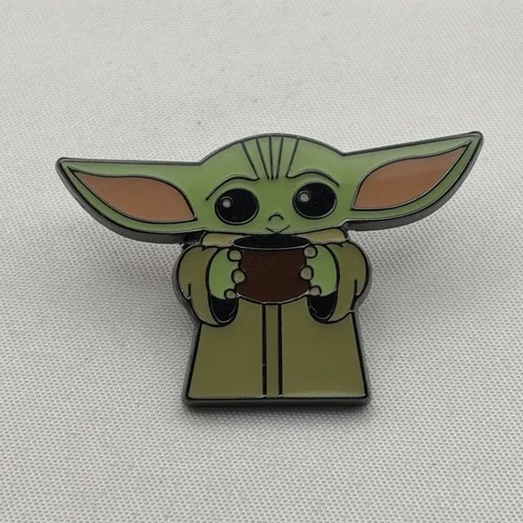 The Mandalorian Star Wars Grogu Holding Cup Baby‎ Yoda Lapel Hat Pin