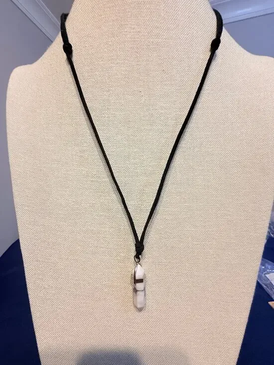 Vintage White stone  Point Adjustable Necklace