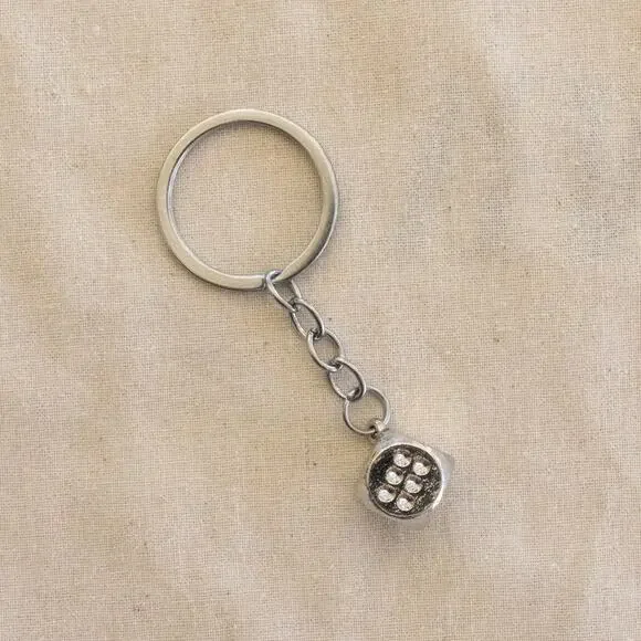 Y2k 2000s vintage style silver dice key chain