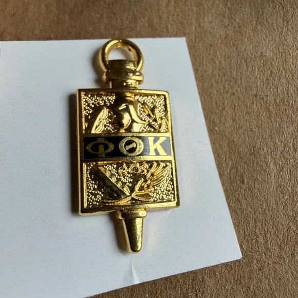 Phi Theta Kappa PTK Magnetic Pin Gold Black‎ Greek Honor Society Unisex