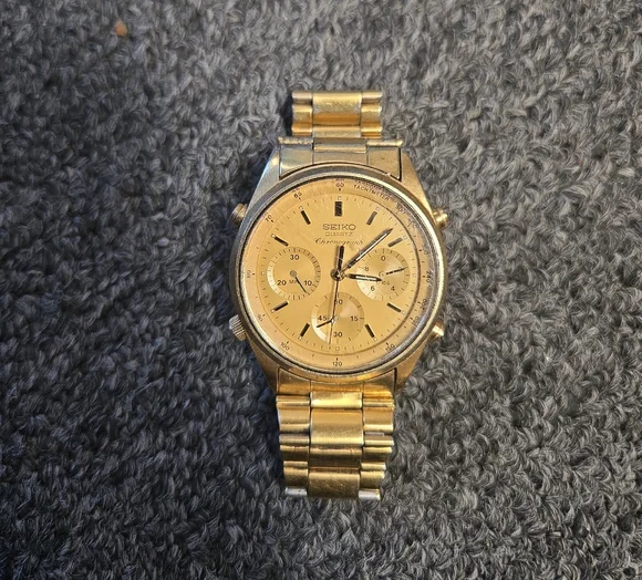 Seiko Gold Tone Men's Chronograph Watch James Bond Watch