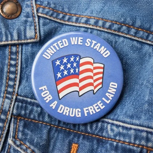 VTG United We Stand For A Drug Free Land American Flag Pin Button EUC