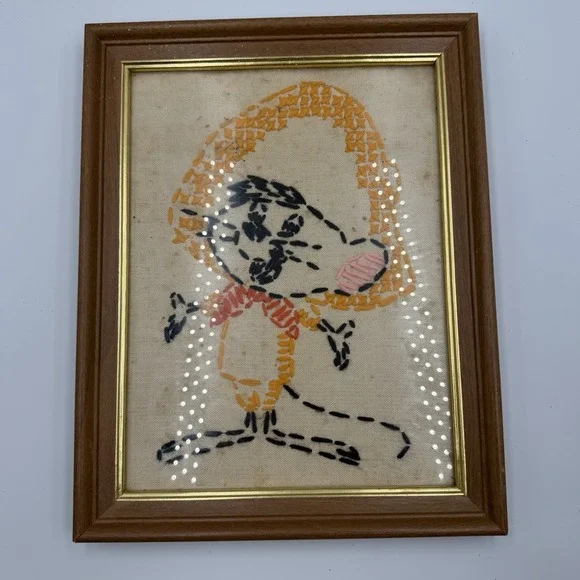 Vintage Crewel Work Needlepoint‎ Hand Made Wall Art Framed Colorful Mouse 14x11