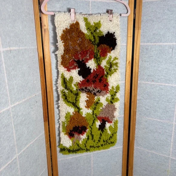 Vintage Mushroom Latch Hook Rug Tapestry Wall Hanging 27x12 Retro‎ Kitsch