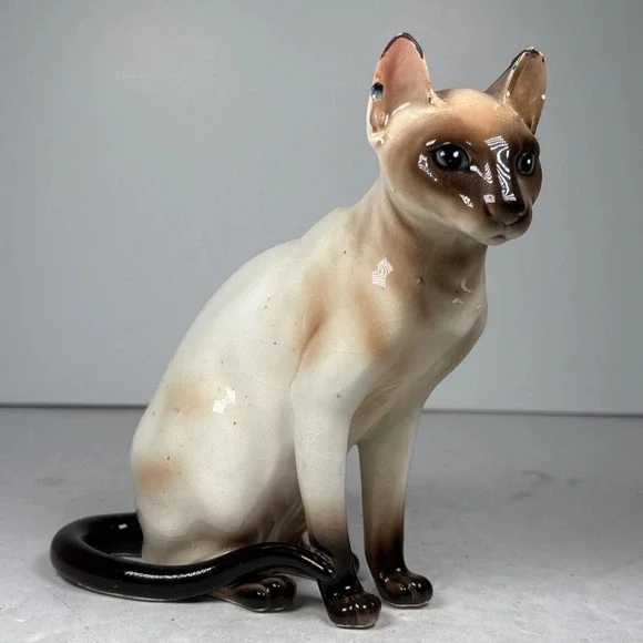 Vintage 1967 Chocolate Point‎ Siamese Cat Porcelain Figurine Japan
