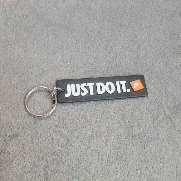 Nike Just Do It Keychain Black‎ Rubber Rectangle Swoosh Logo Athletic Key Ring