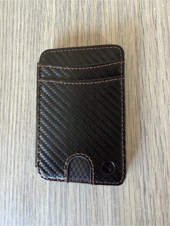 Carbon Fiber Black Slim Magnetic Wallet for MagSafe iPhone