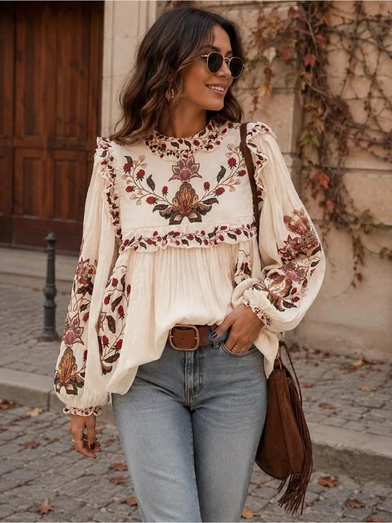 🍁🍂FARM Rio Cream Boho Embroidered Peasant Blouse with Floral Yoke
