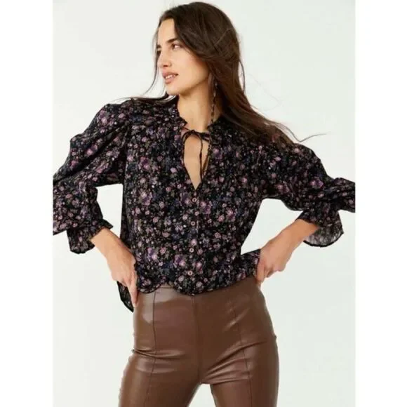 Free People Meant to Be Blouse Size Small