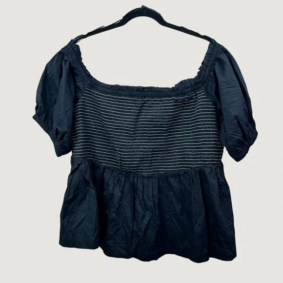 Old Navy Smocked Puff Sleeve Peplum‎ Top 2X Black Cottagecore Boho Smock Blouse