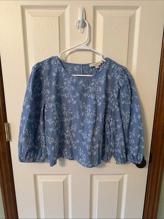 LOFT Powder Blue Floral Puff-Sleeve Blouse